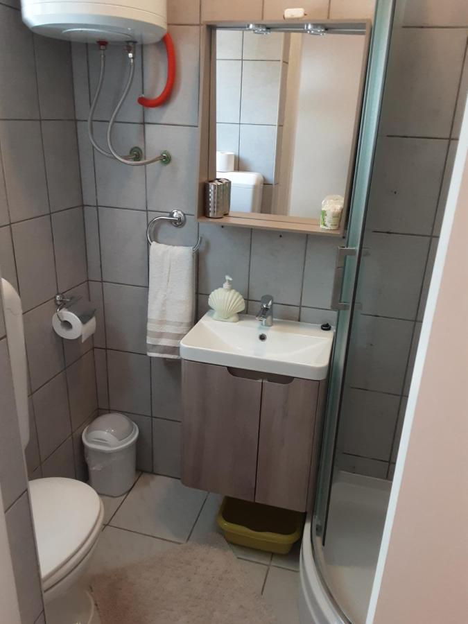 Apartment Vesna มิลนา ภายนอก รูปภาพ