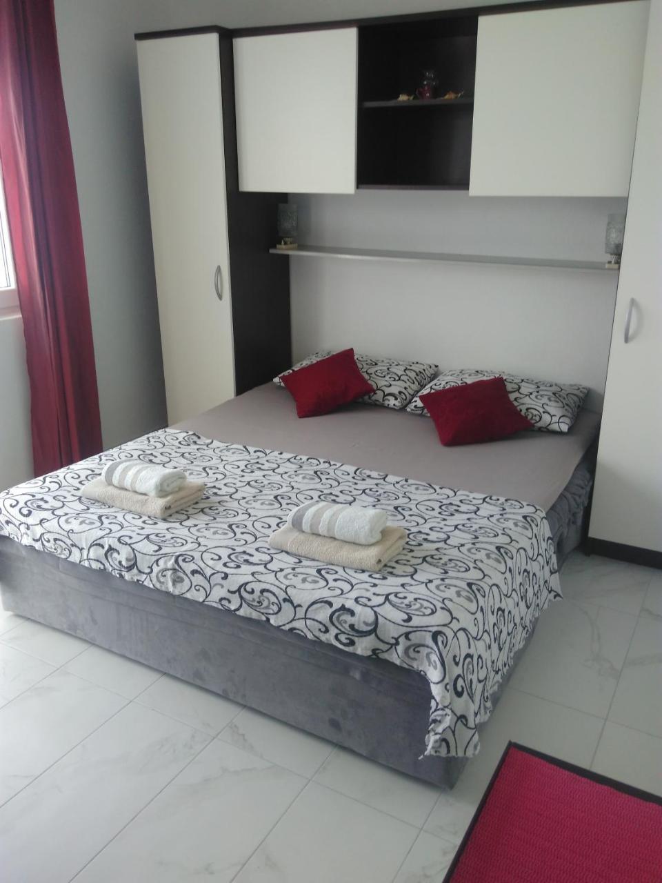 Apartment Vesna มิลนา ห้อง รูปภาพ